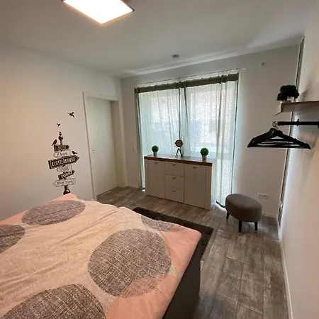 Appartement Haus Am Brunnen 1 *